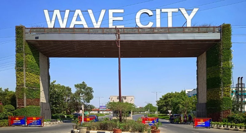 वेव सिटि जीएसटी रैड