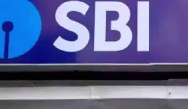 SBI reduces bank loan